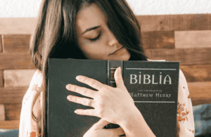 Como Ser Uma Mulher Segundo o Coração de Deus