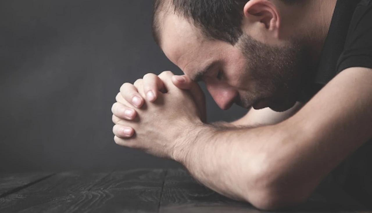 A Força do Silêncio: O que Deus Faz Quando Você Não Ouve Nada