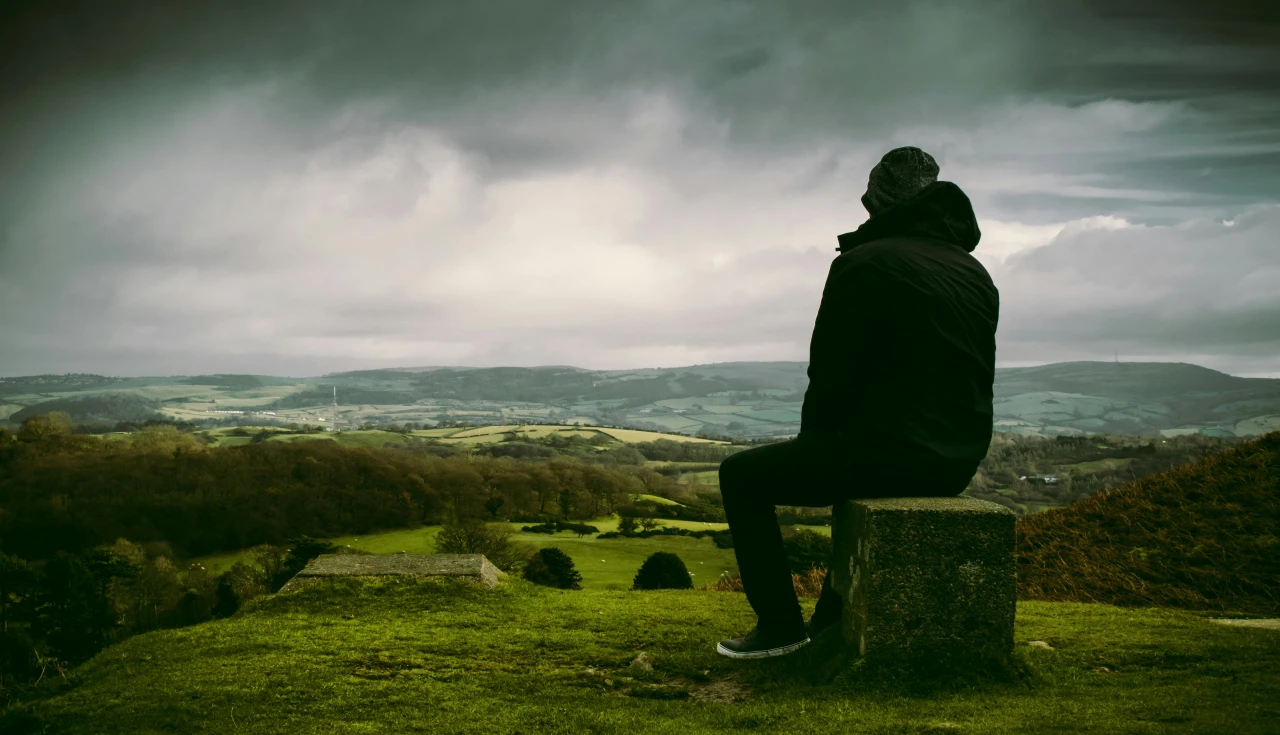 Crises e Provas: Como Permanecer Firme no Senhor