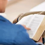 Atitude De Serviço Na Bíblia