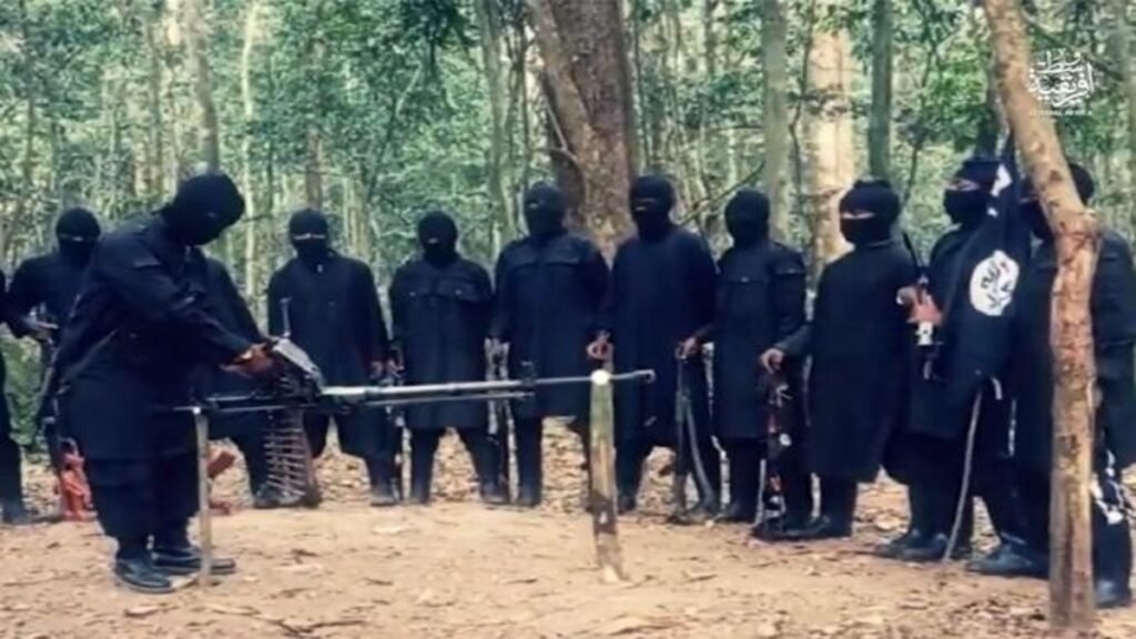 Cristãos na RDC em área atingida por ataques de extremistas islâmicos em Kivu do Norte.