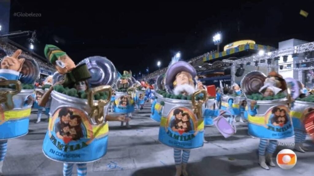 Ala da escola de samba Acadêmicos de Niterói ridicularizando cristãos