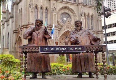 Ilustração histórica representando o primeiro culto protestante no Brasil em 1557