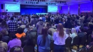 O Despertar Espiritual: A Busca por Verdade em Tempos de Crise Mais de 500