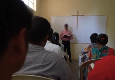 Hindus invadem culto