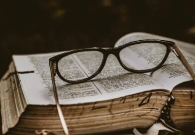 Quais são os atributos comunicáveis e incomunicáveis de Deus? | Estudo Completo