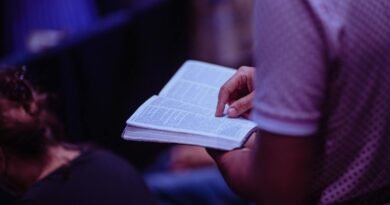 Por que Deus permite que certas pessoas tenham deficiências físicas? | Estudo Completo