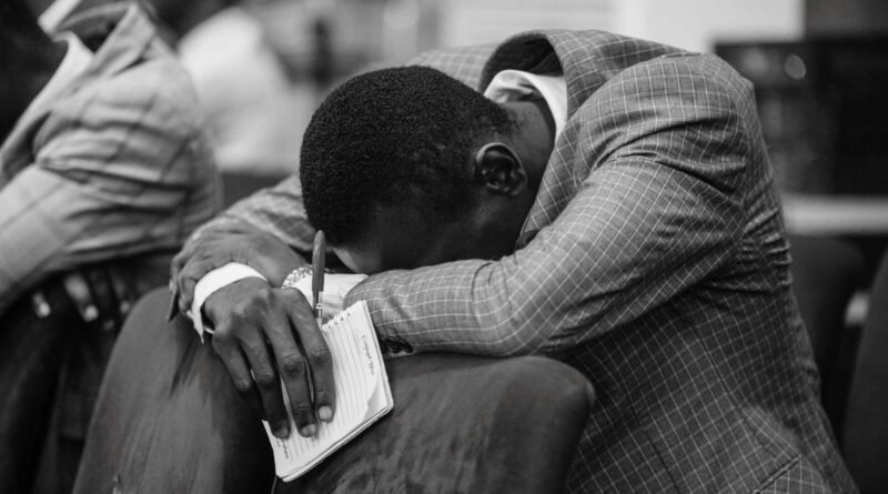 Deus fica com raiva? | Estudo Completo