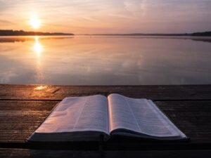 O que significa que Jesus Cristo é a pedra angular? | Estudo Completo