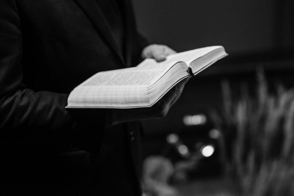 O papel da igreja na depressão