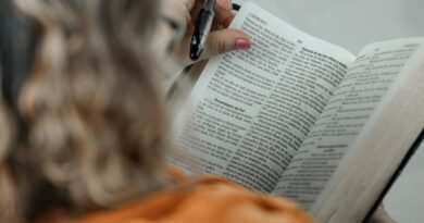 Se Deus é onipresente, isso significa que Deus está no inferno? | Estudo Completo