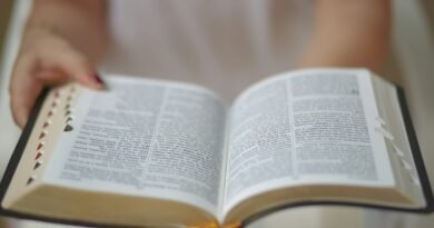 O que significa que Deus é santo, santo, santo? | Estudo Completo