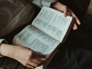 Deus tem um corpo físico? | Estudo Completo Deus tem um corpo físico? | Estudo Completo