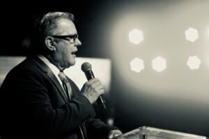 Pastor, quem cuida de você? Pastor, quem cuida de você?