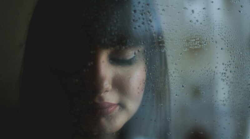Depressão na adolescência: o que a Bíblia diz