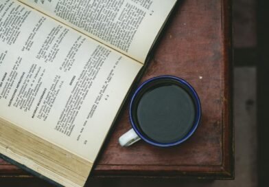 Deus é um desmancha-prazeres cósmico? | Estudo Completo