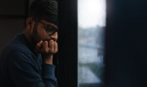 Depressão e isolamento: o que a Bíblia diz