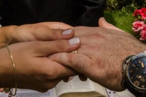 Casamento: como vencer a infidelidade: o que a Bíblia diz Casamento: como vencer a infidelidade: o que a Bíblia diz