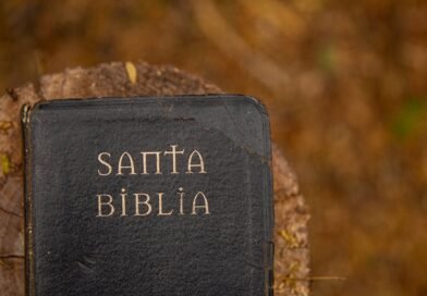 Qual é a doutrina da impassibilidade vs. passibilidade de Deus? | Estudo Completo