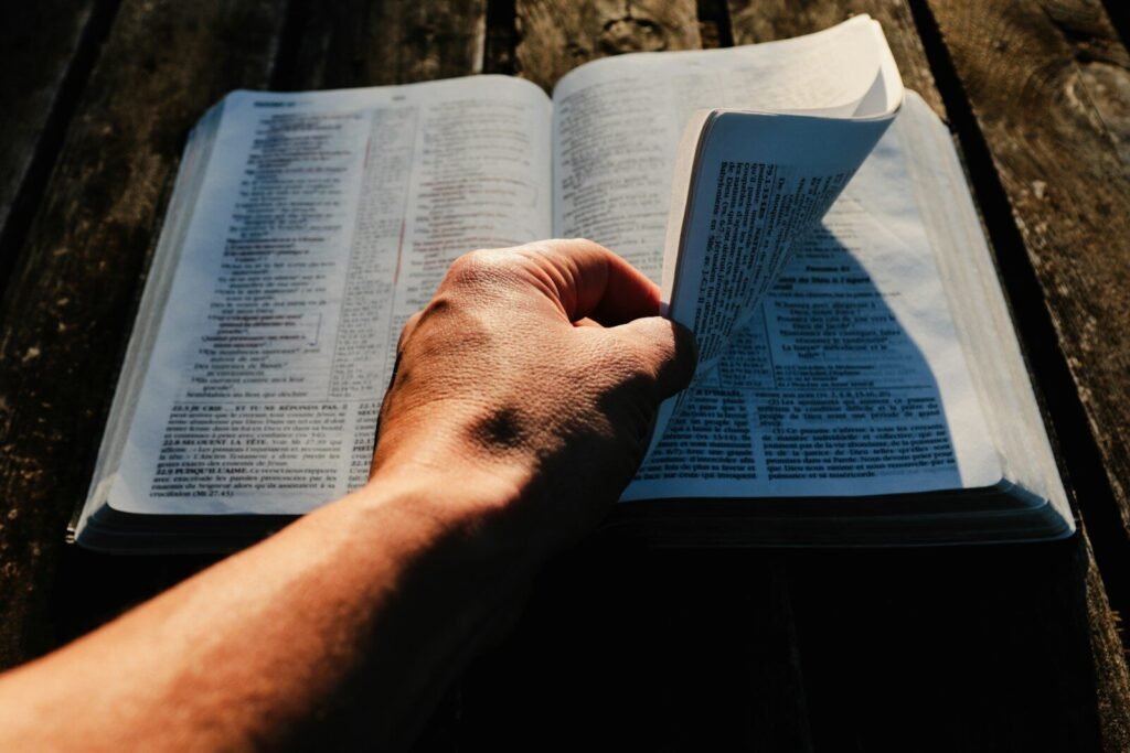 O que é a Divindade? | Estudo Completo