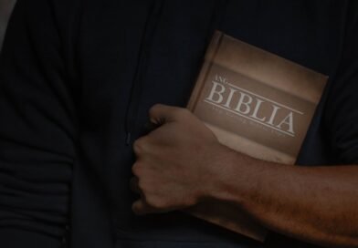 o que a bíblia quer dizer quando chama deus de senhor dos e estudo bíblico