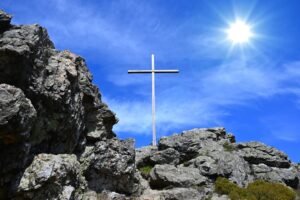 o que significa o fato de deus ser a rocha da salvação? estudo bíblico