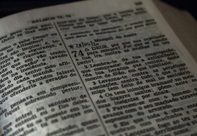 qual dos atributos de deus está acima de todos os outros? estudo bíblico