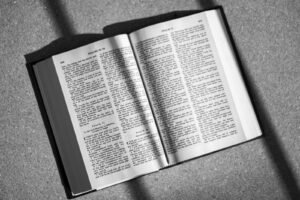 Como recomeçar após o fracasso: o que a Bíblia diz Em que sentido Jesus Cristo é considerado único? | Estudo Completo