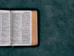 A Bíblia ensina que haveria duas vindas do Messias? | Estudo Completo a bíblia ensina que haveria duas vindas do messias? estudo bíblico