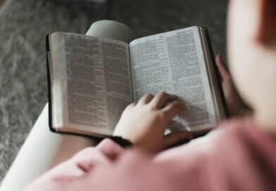 Jesus tem um corpo físico no céu? | Estudo Completo