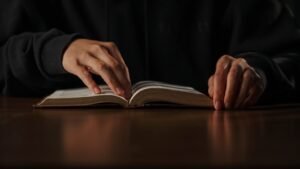 Pastor, as críticas e fofocas: o que a Bíblia diz