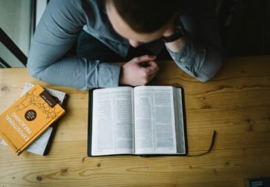 Qual é o significado do nome Jesus? O que o nome Jesus significa? | Estudo Completo