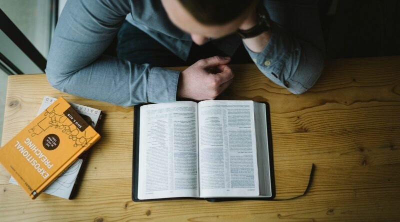 Qual é o significado do nome Jesus? O que o nome Jesus significa? | Estudo Completo