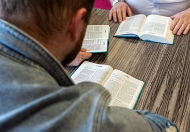 Se Jesus é a nossa expiação, por que Ele morreu na Páscoa em vez de no Dia da Expiação? | Estudo Completo