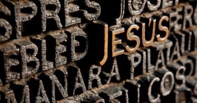o que significa que jesus cristo é a pedra angular? estudo bíblico