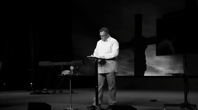 Pastor, o casamento em crise: o que a Bíblia diz Pastor, o casamento em crise: o que a Bíblia diz