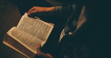 Se Jesus era Deus, por que Ele disse: ‘Ninguém é bom, a não ser um, que é Deus? | Estudo Completo