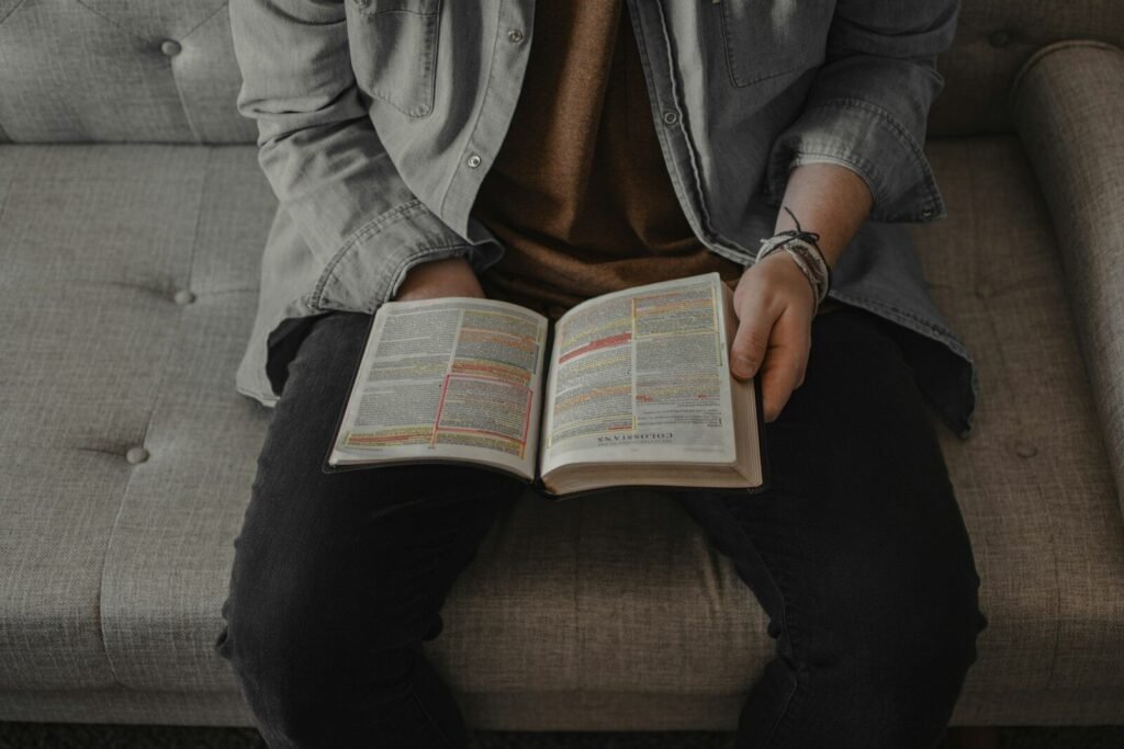 Jesus foi criado? | Estudo Completo