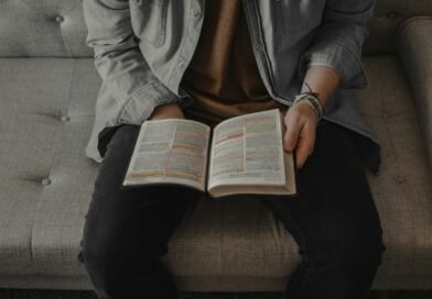 Jesus foi criado? | Estudo Completo