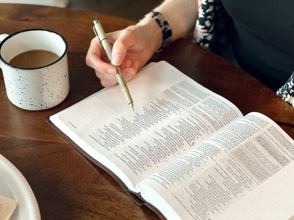 Podem os vários relatos da ressurreição nos quatro evangelhos ser harmonizados? | Estudo Completo