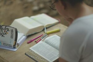 Qual é a diferença entre conhecer Jesus e saber sobre Jesus? | Estudo Completo Qual é a diferença entre conhecer Jesus e saber sobre Jesus? | Estudo Completo