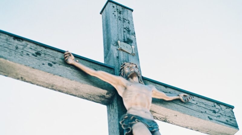 como jesus morreu? qual foi a causa exata da morte de jesus? estudo bíblico