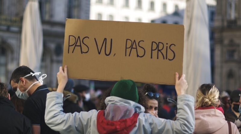 Paz crise — Como Encontrar Paz em Meio à Crise: Lições Bíblicas e Práticas