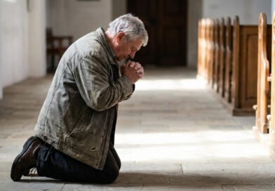 Os Cristãos têm que continuar pedindo perdão por seus pecados Estudo Completo