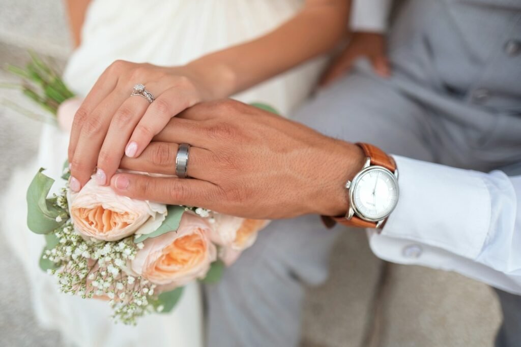 Crise financeira casamento — Como a Bíblia nos orienta sobre crise financeira no casamento?