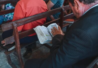 será que deus continua a perdoar mesmo se você continuar cometendo o mesmo... estudo bíblico