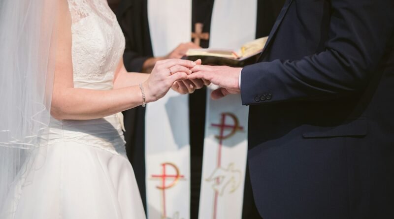 Oração casamento — Oração em Casamento: Um Caminho para a União Espiritual